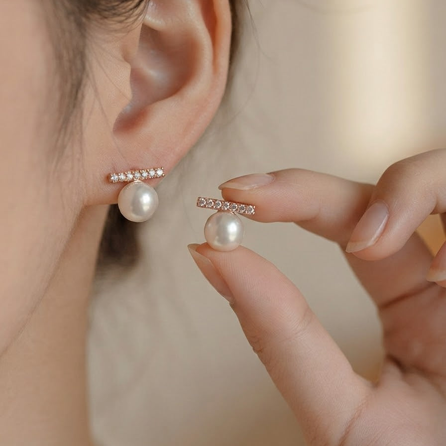 Solas Horizon Pearl Earrings
