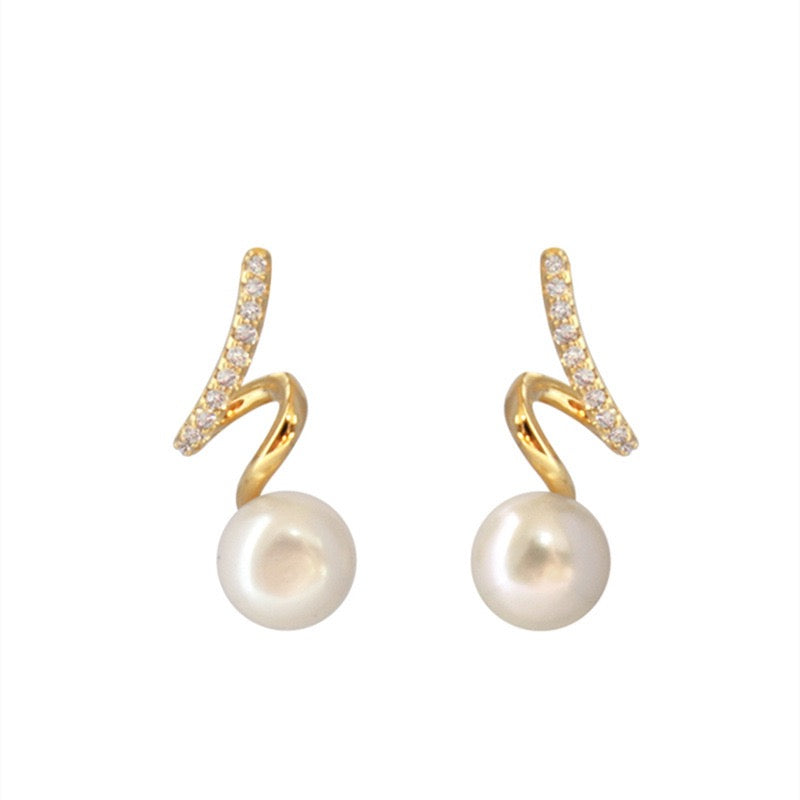 Solas Note Pearl Earrings