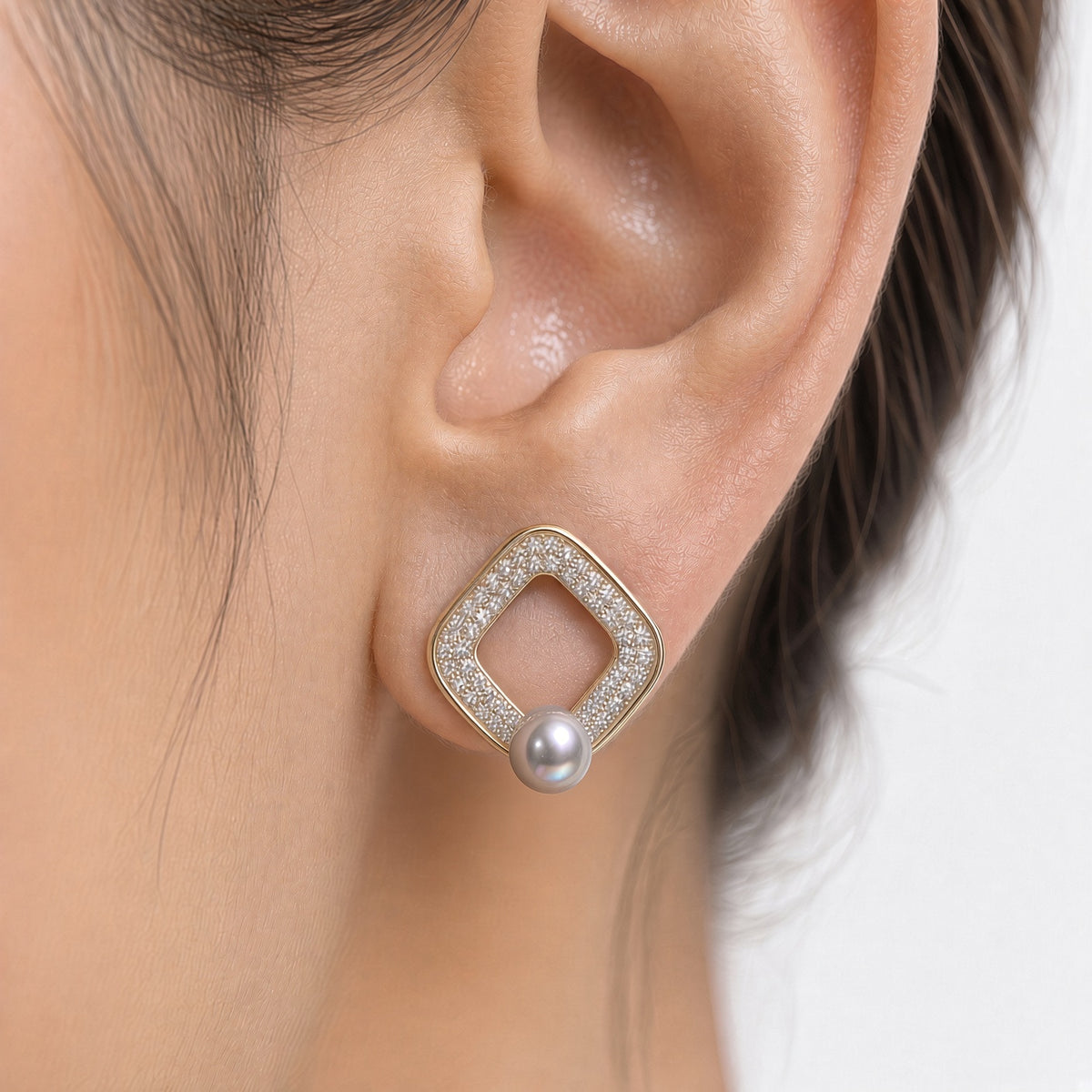 Solas Window Pearl Earrings