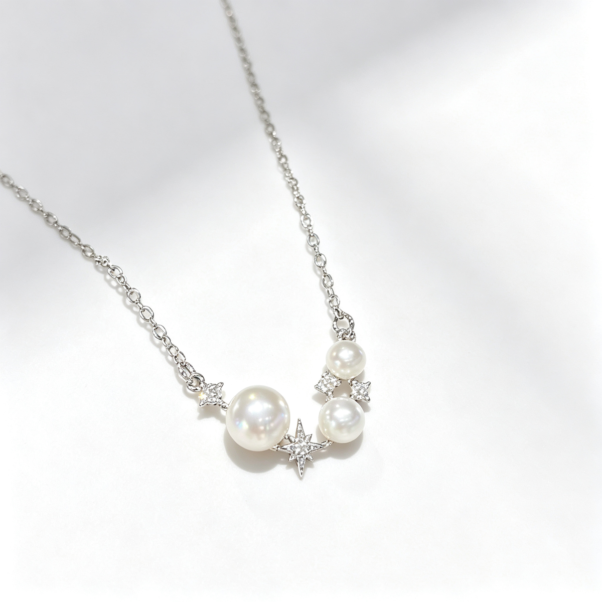 Solas Stella Pearl Necklace
