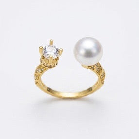 Solas Dual Pearl Ring
