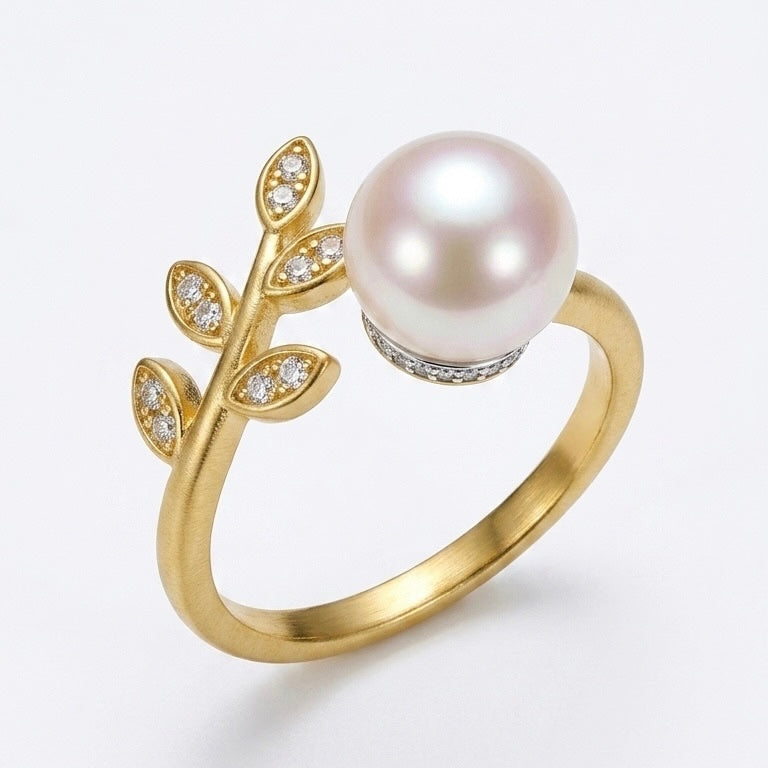 Solas Laurel Pearl Ring