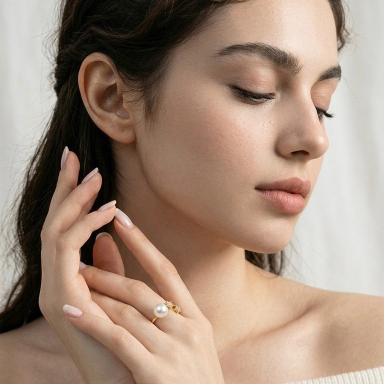 Solas Aster Pearl Ring
