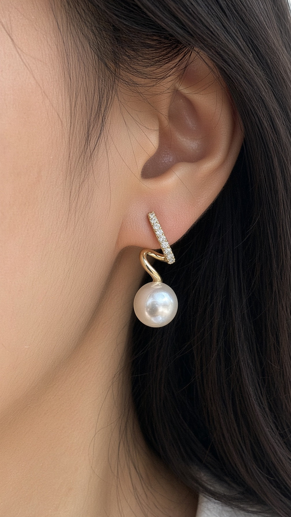 Solas Note Pearl Earrings