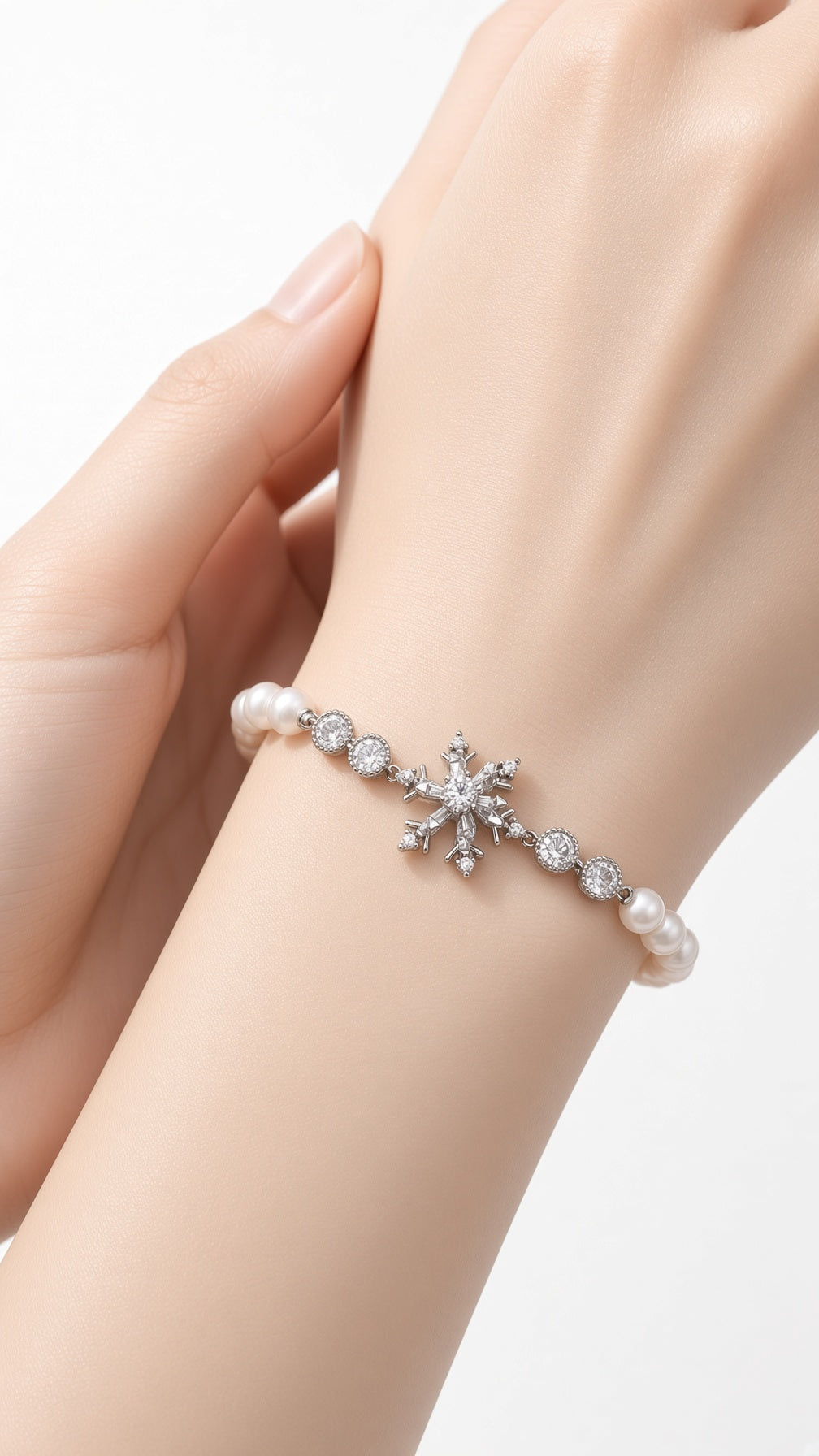 Snowflake Pearl Bracelet