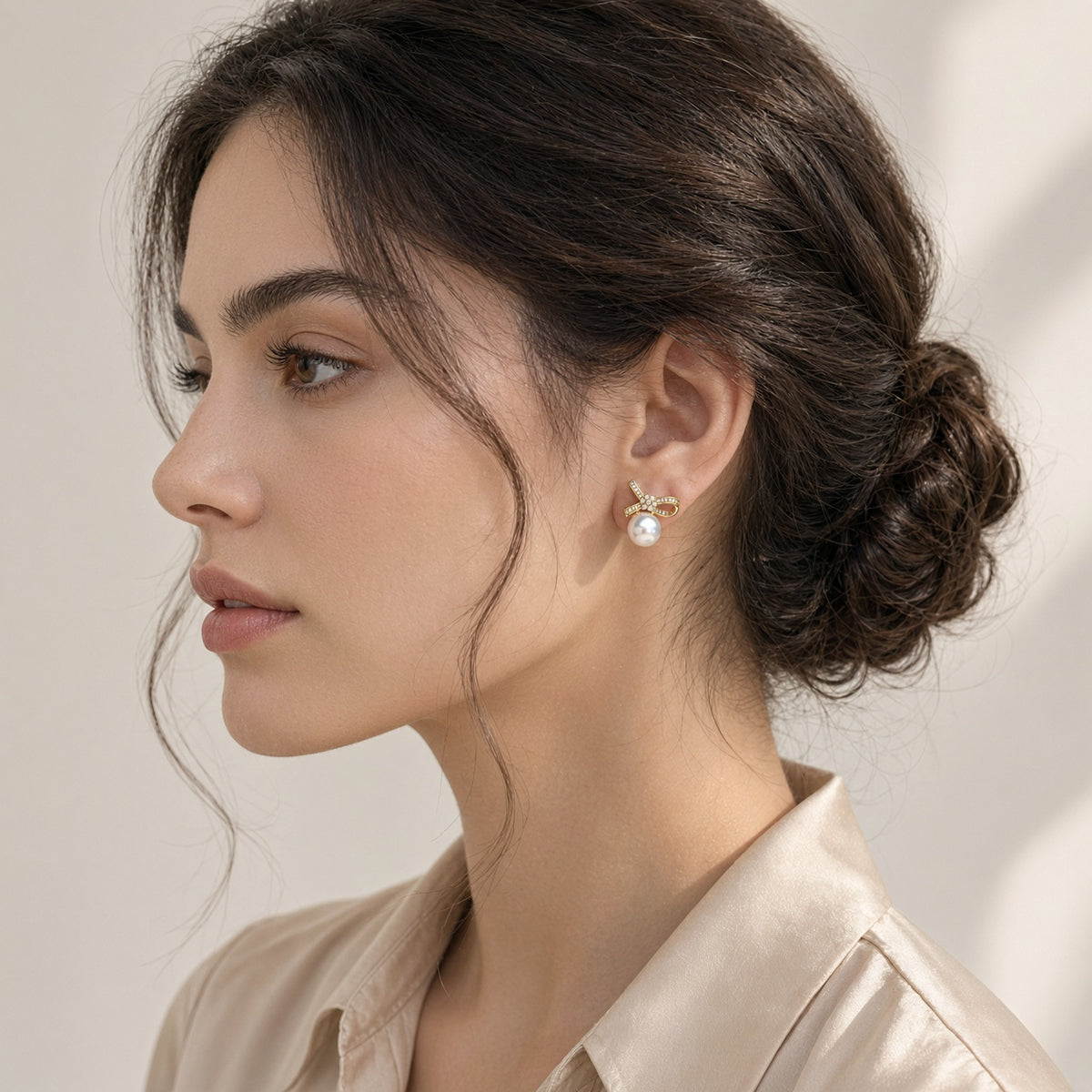 Solas Ribbon Pearl Earrings